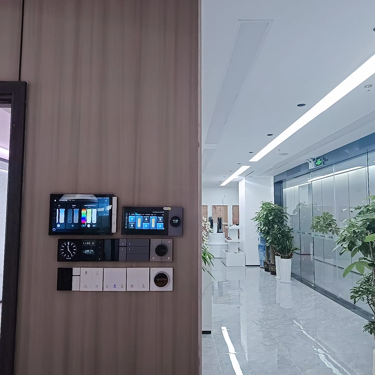 voice Control Compatible voice Control Compatible