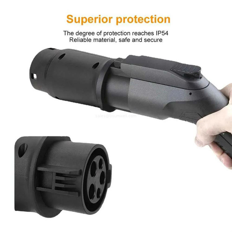 32A portable EV charging adapter