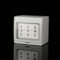 China Manufacturer Cover Waterproof IP55 Extension Italy Socket 3 Gang Socket Three-Position Plugs Sockets