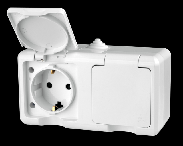 EU Standard IP54 Waterproof Outdoor Surface Type Wall Switch Socket 16A 250V For Electronic Charging