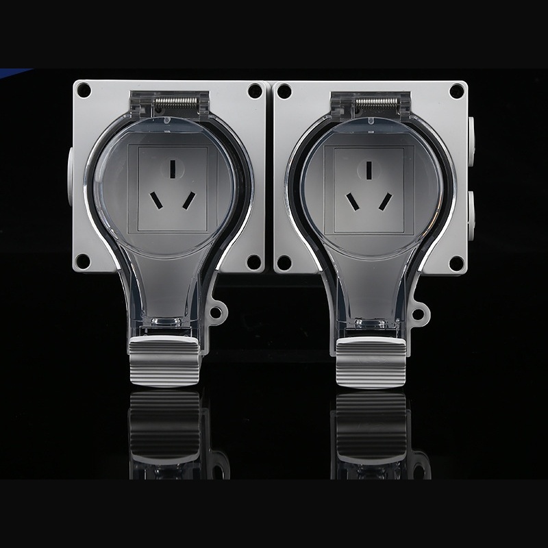 IP66 three-hole electrical plug