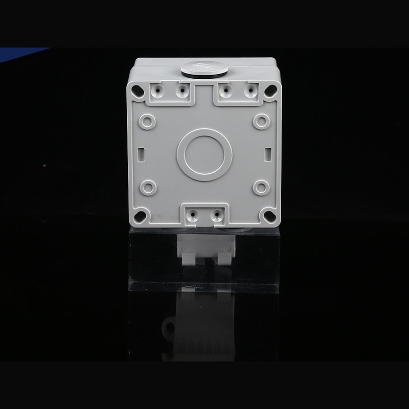 heavy-duty UK standard plug