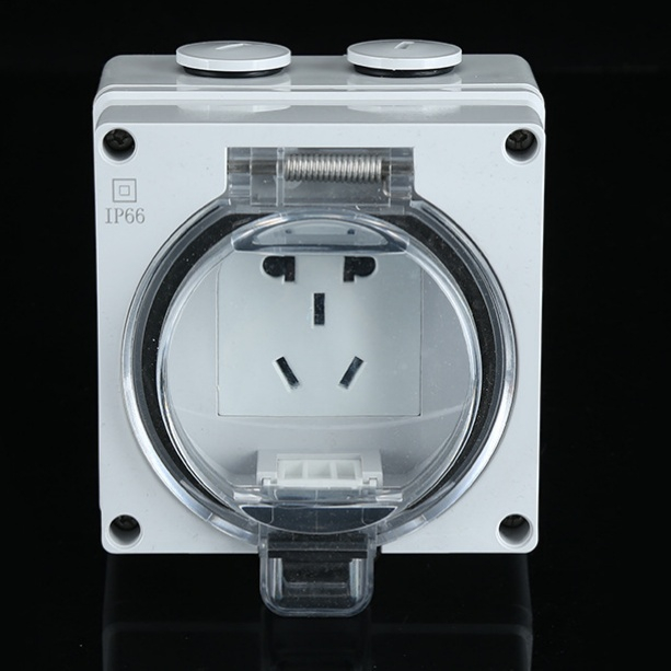 IP66 Waterproof 1 Gang 5-Pin Outdoor Socket