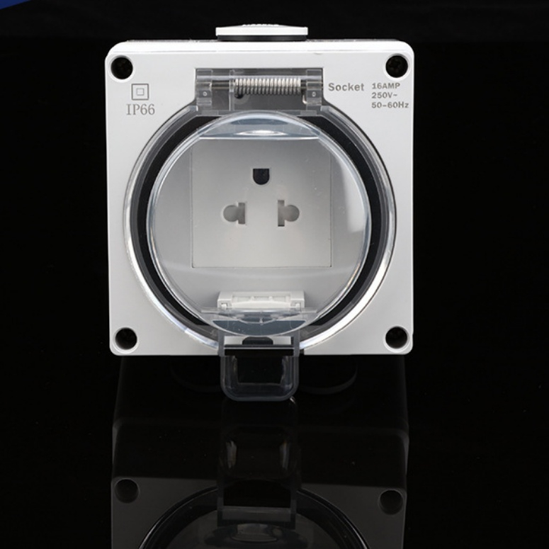 IP66-rated 1-gang US waterproof outdoor electrical socket with RCD safety switch