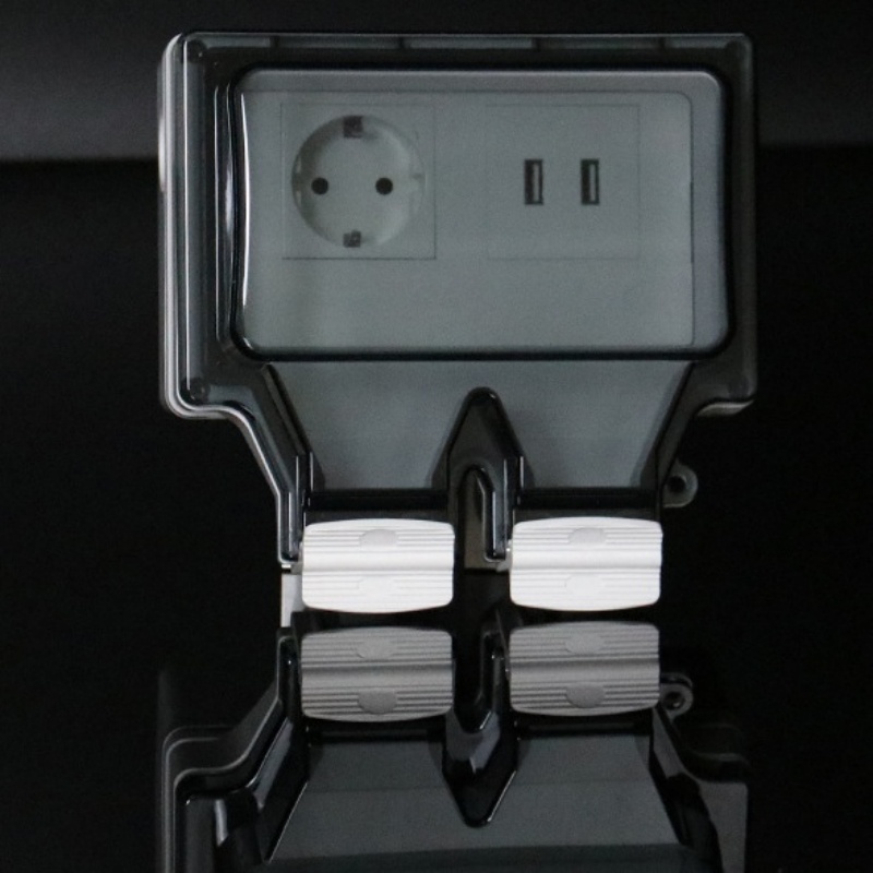 BS 5-Pin USB Wall Panel UK 13A USB Socket IP66