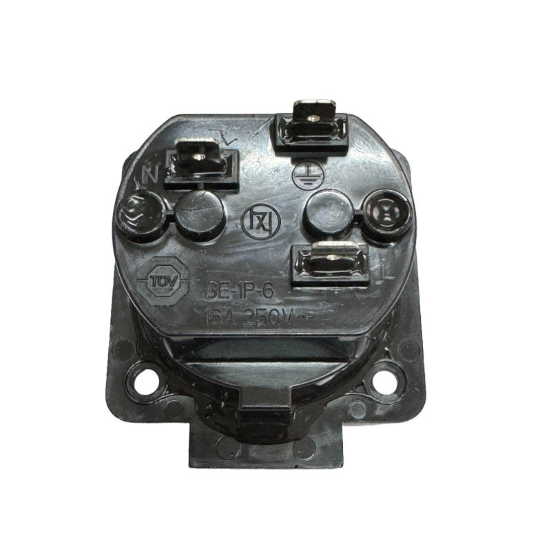 Schuko IP65 Snap In Receptacle Outdoor Wall Socket With Automatic Rebound Cover