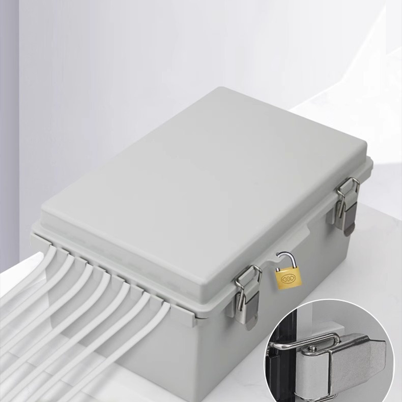 Plastic Waterproof Distribution Box IP67 High-Temp Resistant Lockable Household/Outdoor