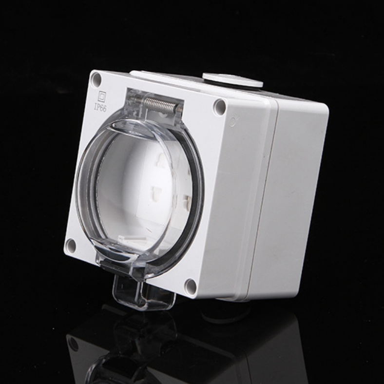 weatherproof 2-prong socket