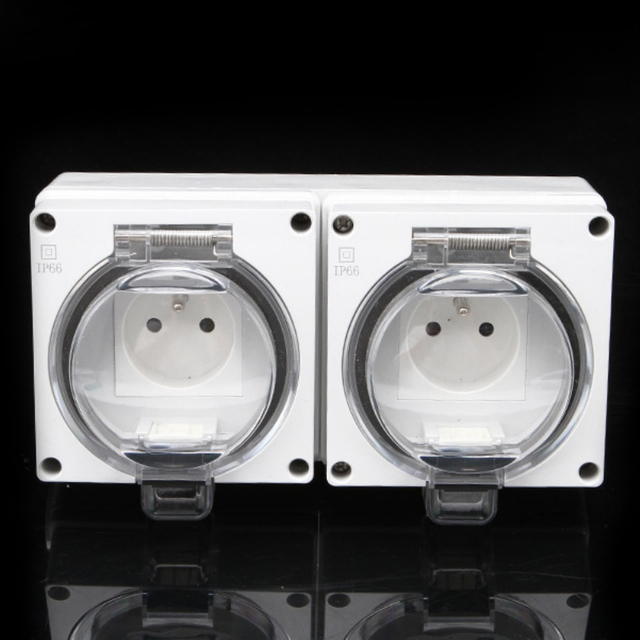 Dual French outdoor sockets