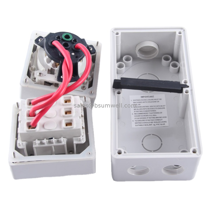 Manufacturer Industrial Outlet of Plastic Enclosure Electric Extension Socket with Limit Switch 3 Pole 4P Round Hole 56CV332