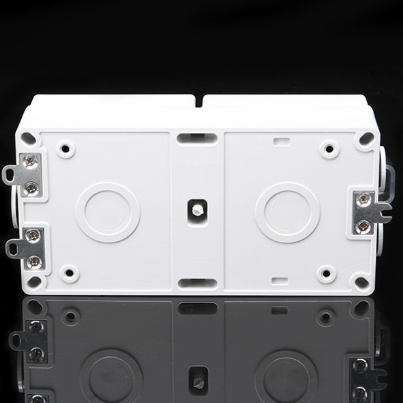 Durable Outdoor Wall-Mounted 1Gang Switch & 5-Pin Socket with IP66 Protection