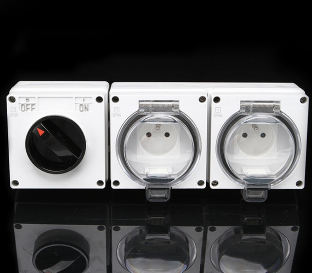 French dual socket with switch