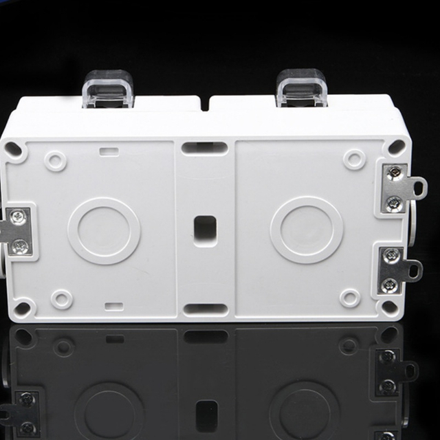 Switch + socket IP66 combo