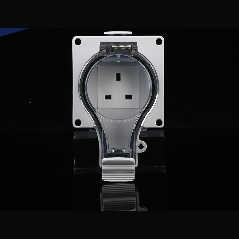 commercial-grade splash-proof socket