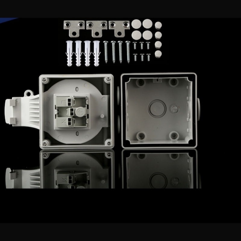 impact resistant SABS approved IP66 socket for Africa