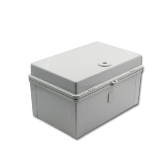 Industrial lockable distribution enclosure