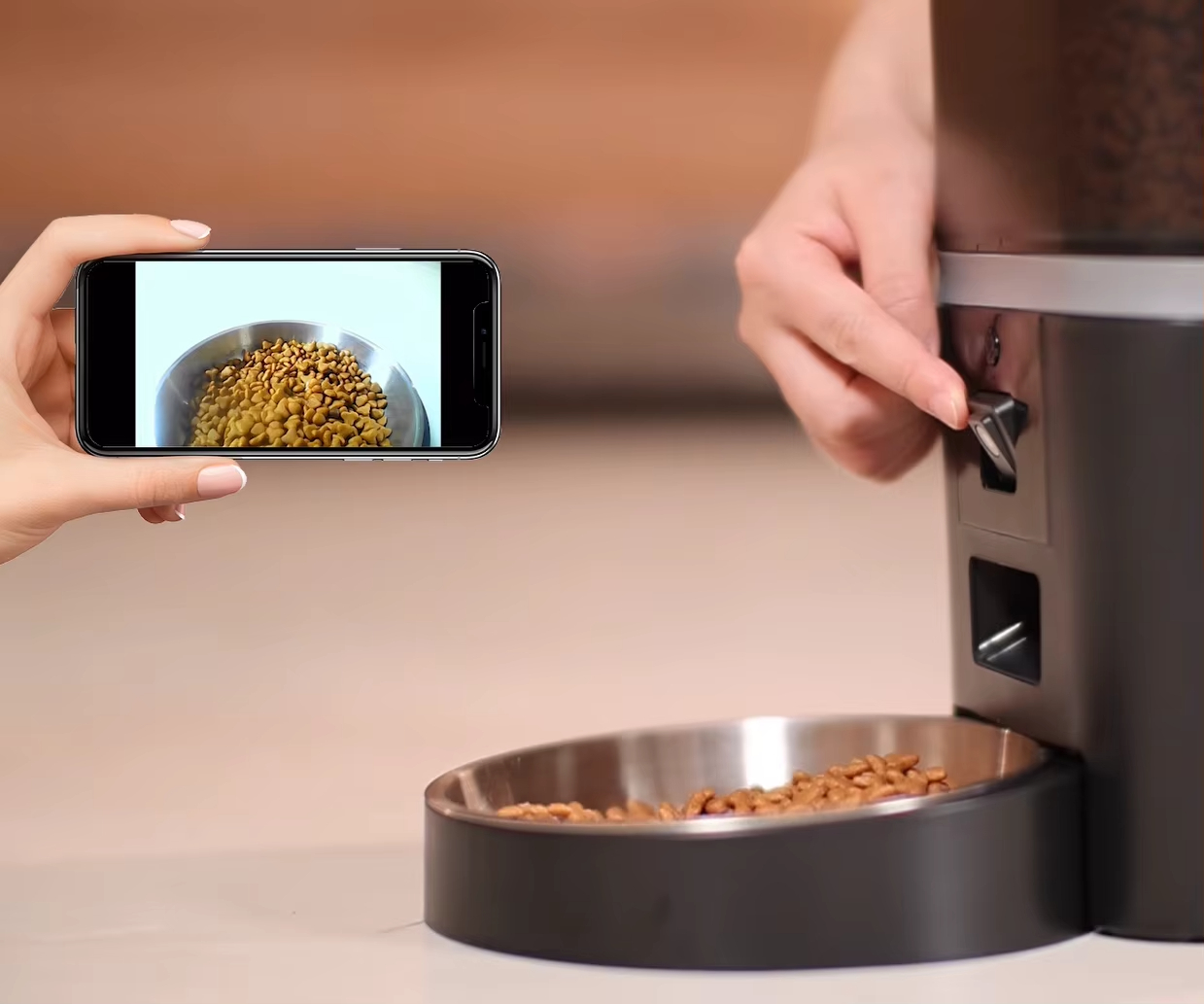 Auto Dog Food Dispenser Camera Smart Pet Feeder