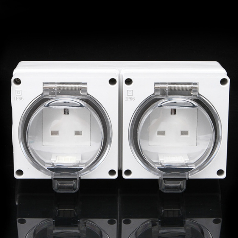 2-gang UK outdoor socket