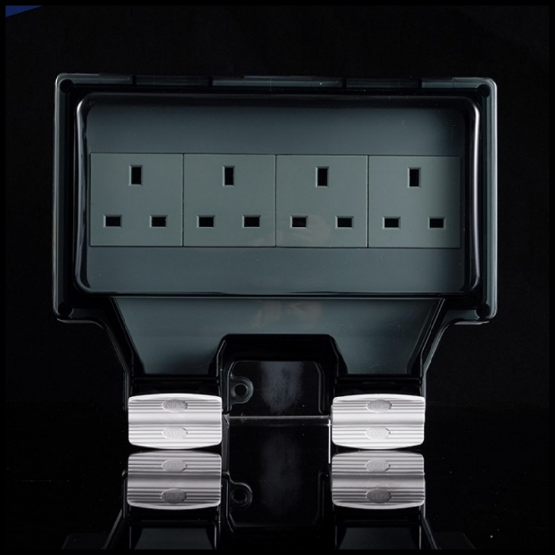 Outdoor Lighting 13A Outlet
