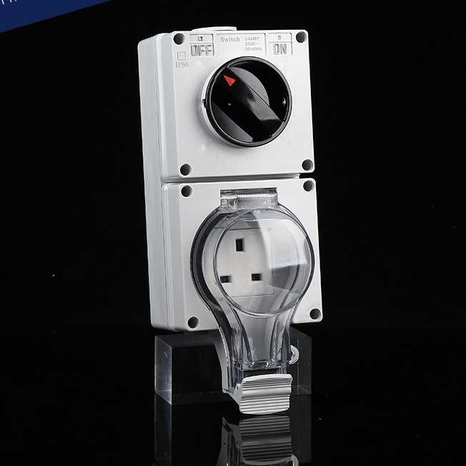 IP66 UK Weatherproof Socket with On/Off Switch | 13A British Plug for Outdoor Machinery Control