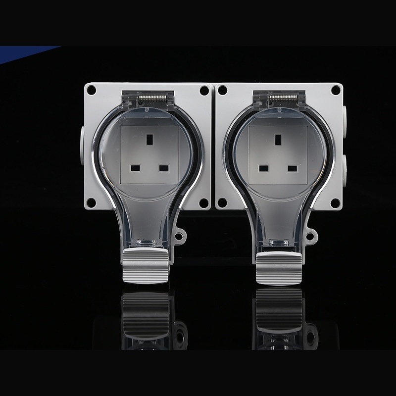 heavy-duty multi-gang socket